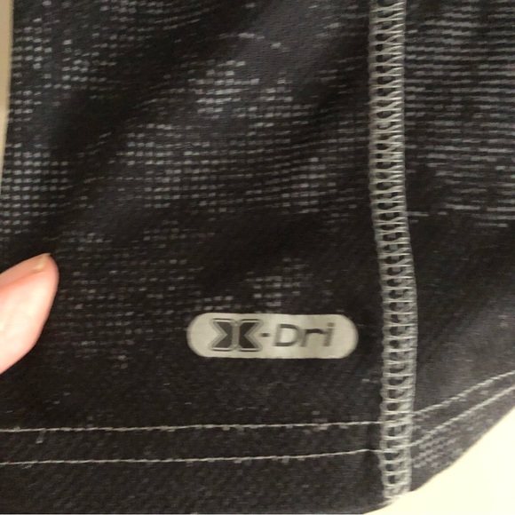 Reebok X-Dri Men’s shirt in black great for the gym or these hot summer days - Picture 7 of 12